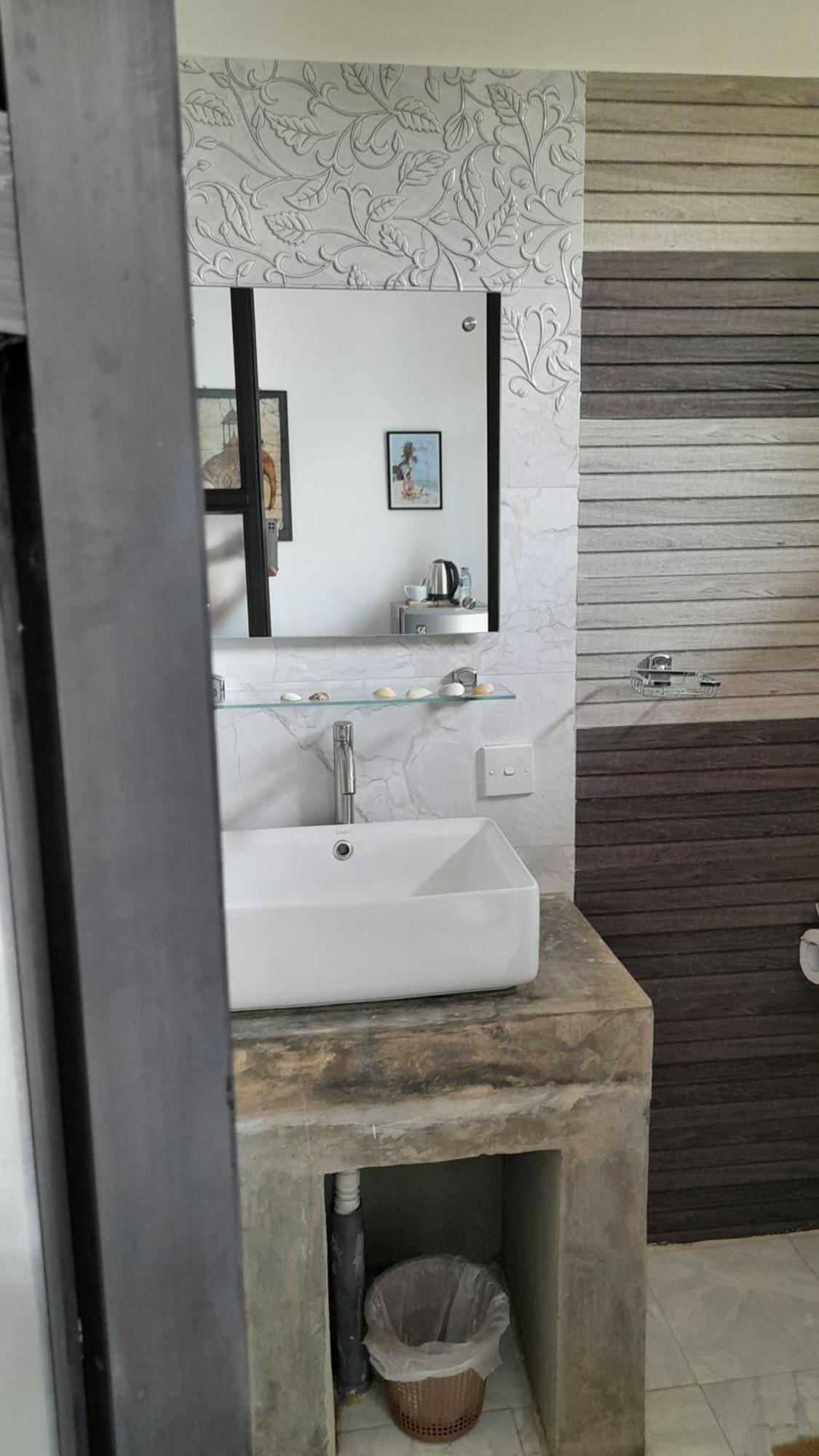 Srimany Bed and Breakfast Mirissa Εξωτερικό φωτογραφία