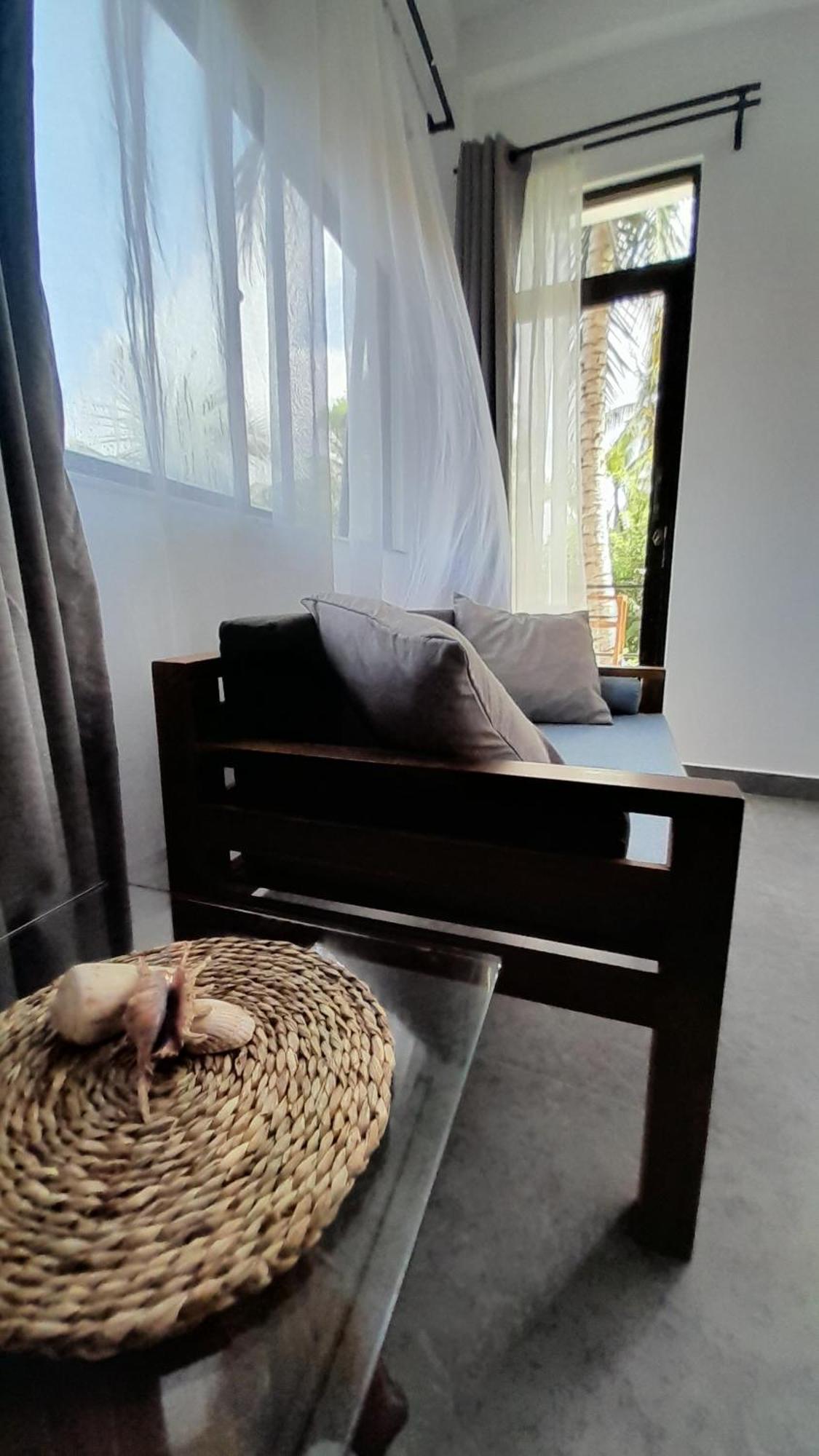 Srimany Bed and Breakfast Mirissa Εξωτερικό φωτογραφία
